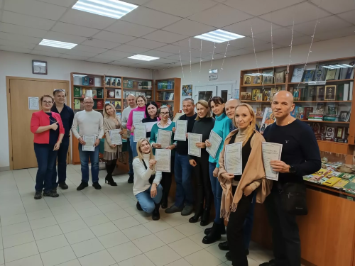 От аналитики до социального предпринимательства: история создания Школы приемных родителей